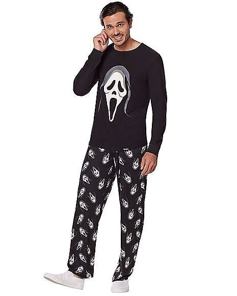 This Gender-Neutral Adult Pajamas item by Jevermind has 2 favorites from Etsy shoppers. . Ghostface pajamas
